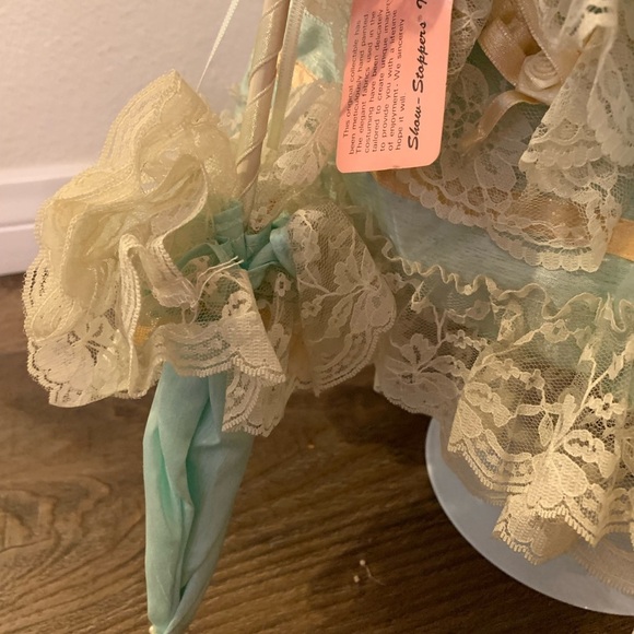 Elegant Collectible Porcelain Doll - Picture 10 of 12